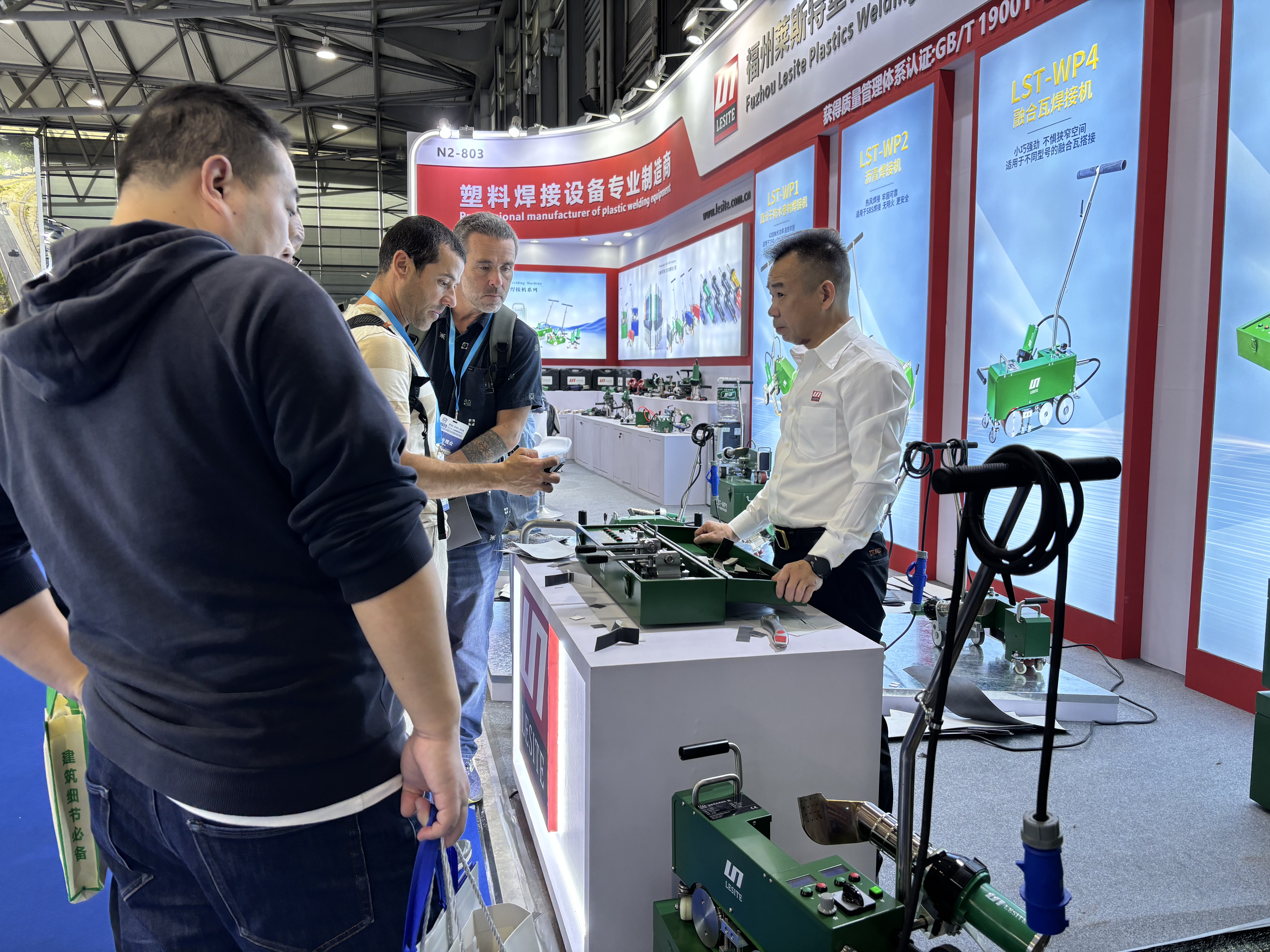 ea4caf1b39597a5595868b3a1aa6f26a